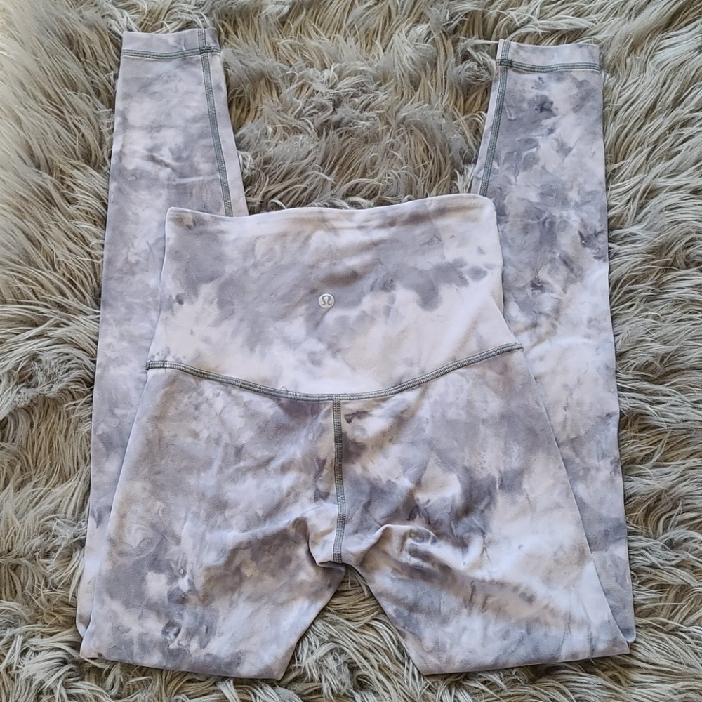 Lululemon Align Diamond Dye Leggings ×criss cross